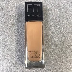 Maybelline Fit liquid makeup